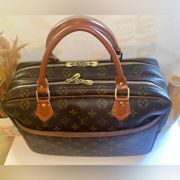 Louis Vuitton authentic large monogram reporter PM shoulder bag - Picture 2 of 13